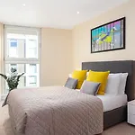 Luxurious Lanterns Court Two-Bedrooms Apartments